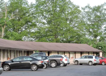 The Golden Inn hotel thumbnail 3