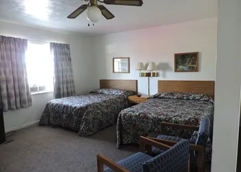 The Golden Inn hotel thumbnail 8
