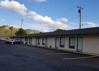 Quick Stop Motel hotel thumbnail 2