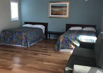 Avon Motel hotel thumbnail 3