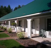 Northwoods Motel hotel detail image 3