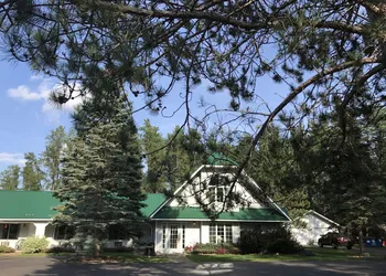 Northwoods Motel hotel thumbnail 4