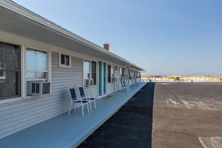 East Harbour Motel and Cottages hotel detail image 2