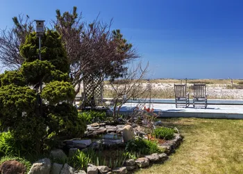 East Harbour Motel and Cottages hotel thumbnail 6