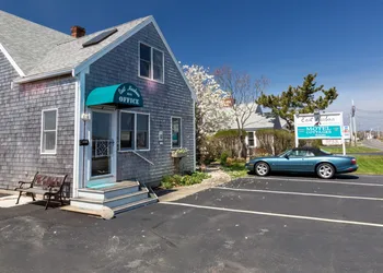 East Harbour Motel and Cottages hotel thumbnail 7