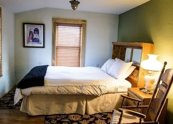 Trail City Bed & Breakfast hotel thumbnail 7