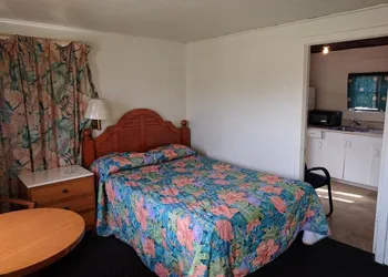 Desoto Motel hotel thumbnail 4