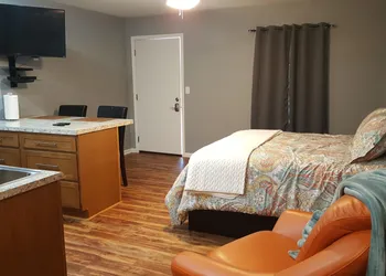 Tower Extended Stay Suites hotel thumbnail 4