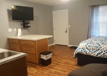 Tower Extended Stay Suites hotel thumbnail 5