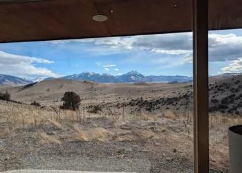 Erik's Ranch hotel thumbnail 5