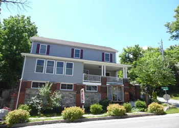 Cantuta Inn hotel thumbnail 4