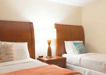 Broadway Court Motel hotel thumbnail 5