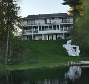 Lakeside Bed & Breakfast hotel detail image 3