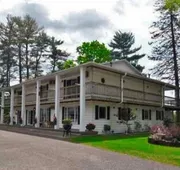 Lakeside Bed & Breakfast hotel detail image 4