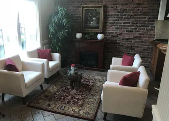 French Quarter Inn hotel thumbnail 5