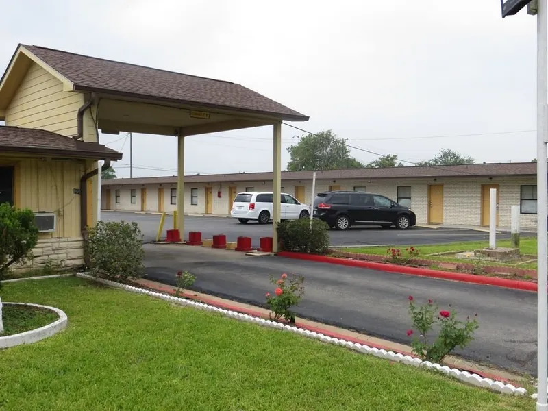 Travel Inn & Suites hotel detail image 2