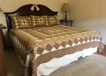 River House Inn hotel thumbnail 4