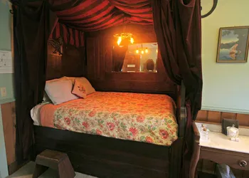 Kangaroo House B&B on Orcas Island hotel thumbnail 5