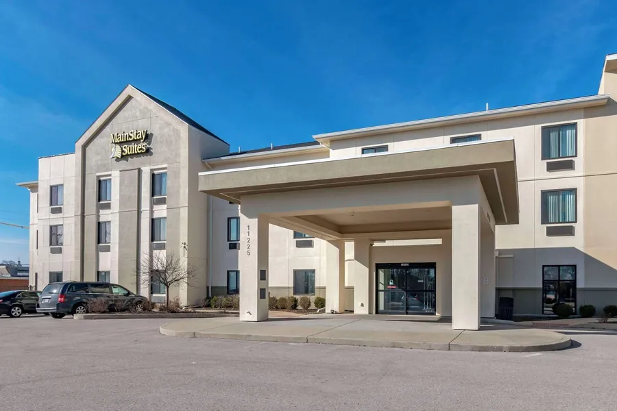 Comfort Inn St. Louis Airport hotel detail image 2