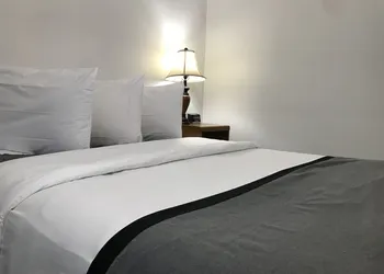 Sage Motel hotel thumbnail 6