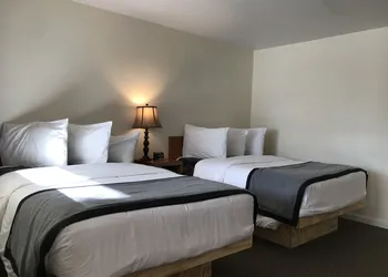 Sage Motel hotel thumbnail 8