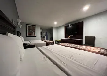 Relax Inn Motel hotel thumbnail 5