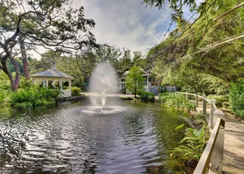 The Grey Owl Inn hotel thumbnail 8