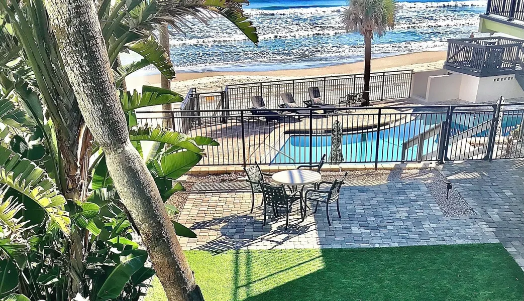 Organic Beach Retreat hotel detail image 6
