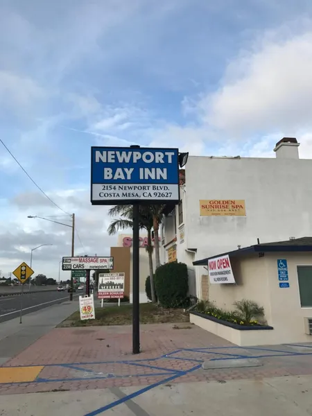 Newport Bay Inn hotel detail image 2