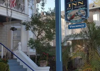 Southern Wind Inn Bed & Breakfast hotel thumbnail 3