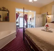 Southern Wind Inn Bed & Breakfast hotel detail image 7