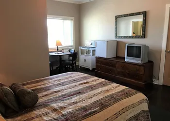 Beachcomber Inn hotel thumbnail 8