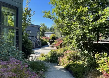 Lodges on Vashon hotel thumbnail 7