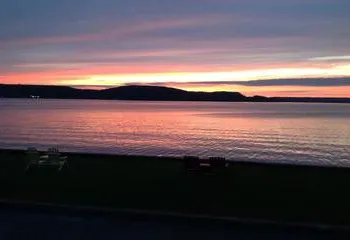 Sunset Motel On The Bay hotel thumbnail 5