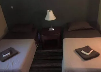 Salmon River Pub & Grill hotel thumbnail 5