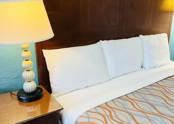Relax Inn Lawton hotel thumbnail 5