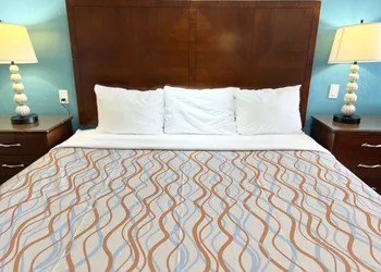 Relax Inn Lawton hotel thumbnail 7