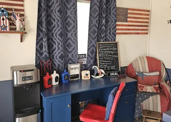 Blue Spruce Motel hotel thumbnail 5
