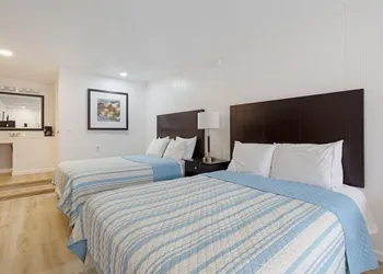 HighPort INN hotel thumbnail 4