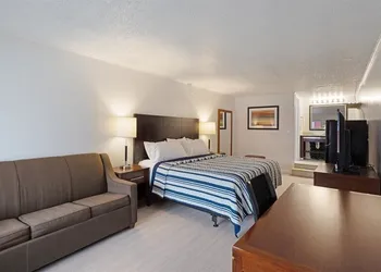 HighPort INN hotel thumbnail 5