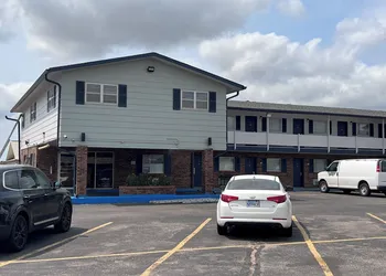Regency Inn and Suites hotel thumbnail 4