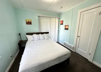 The Anchorage Motel hotel thumbnail 7