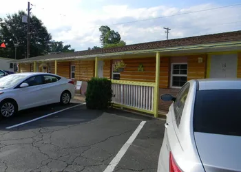 Little Shamrock Motel A1 hotel thumbnail 5