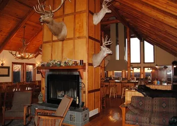 ReWild Ranch hotel thumbnail 7