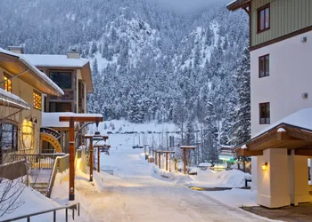 The Edelweiss Lodge and Spa hotel thumbnail 3