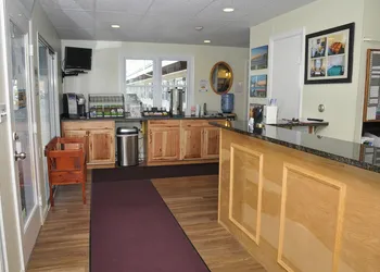 Friendship Oceanfront Suites hotel thumbnail 5