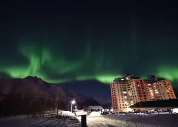 Glacier View Condo Suites hotel thumbnail 2