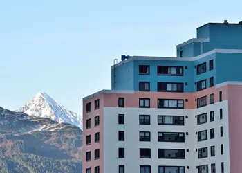 Glacier View Condo Suites hotel thumbnail 3