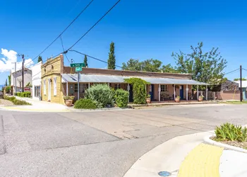 Tombstone San Jose House hotel thumbnail 2