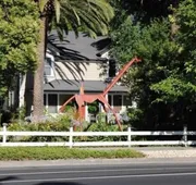 The Giraffe Inn at Old Parks Manor hotel detail image 5